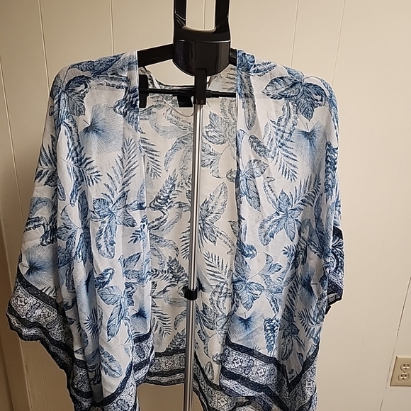Steve Madden Blue  Coverup - Picture 1 of 12
